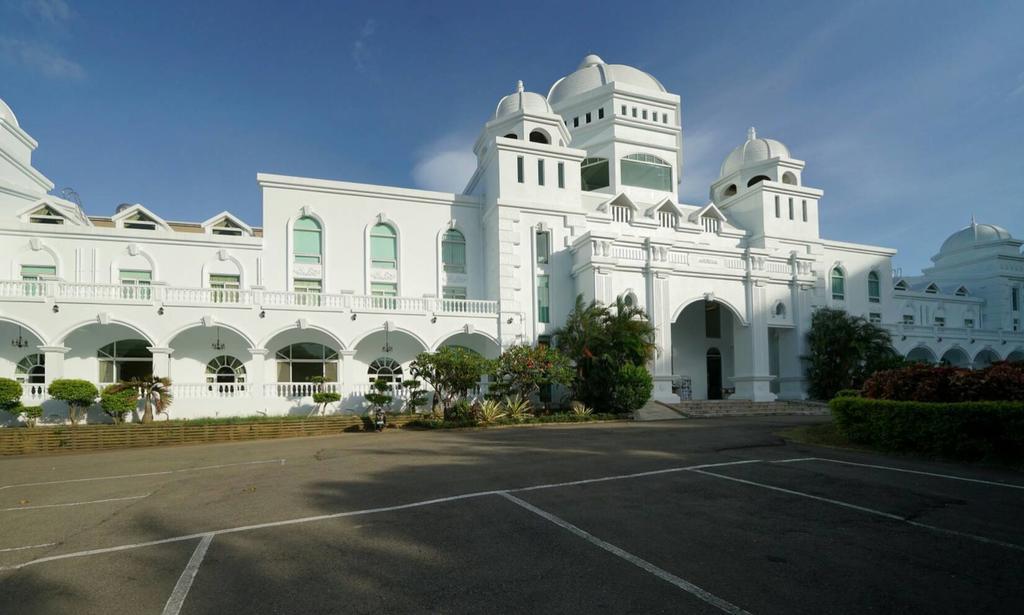 ホテル Empire Pacific Castle Yangmei エクステリア 写真